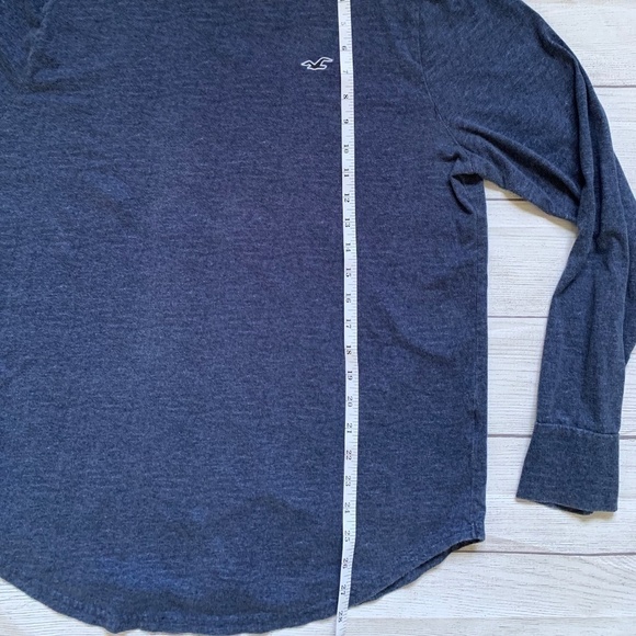 Hollister Men's Curved Hem Long-Sleeve Heather Blue-Gray Tee in Size L - Picture 5 of 7